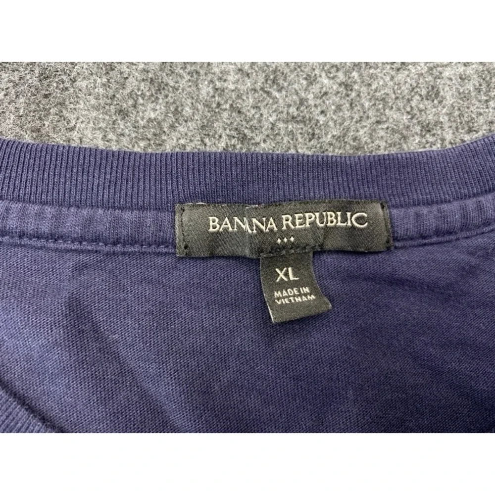 Banana Republic Long Sleeve T-Shirt Mens XL Navy American Explorer Graphic Tee